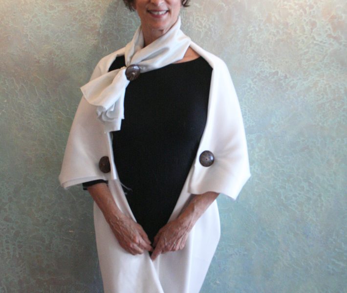 satin-wrap-crepe-de-chine-scarf-magnipal-buttons-3