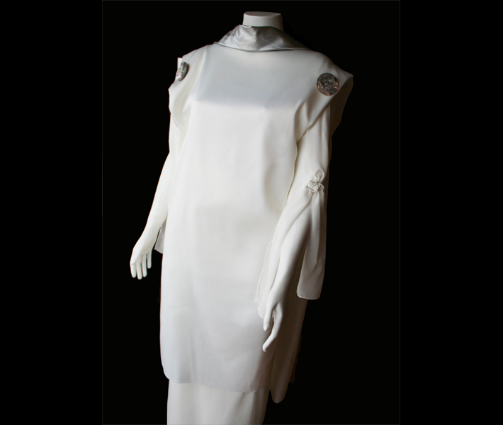 silk-wrap-crepe-de-chine-scarf-set-magniseam-pair-magnicollar-fashion-buttons