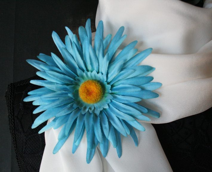 magniaccent-luxe-flower-buttons-3