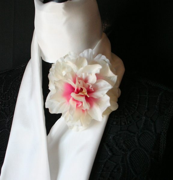 magniaccent-luxe-flower-buttons-4