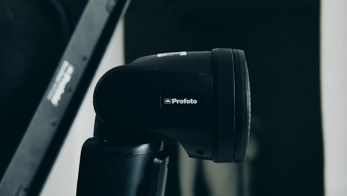 5 Easy Speedlight Photography Setups to Take Your Images to the Next
