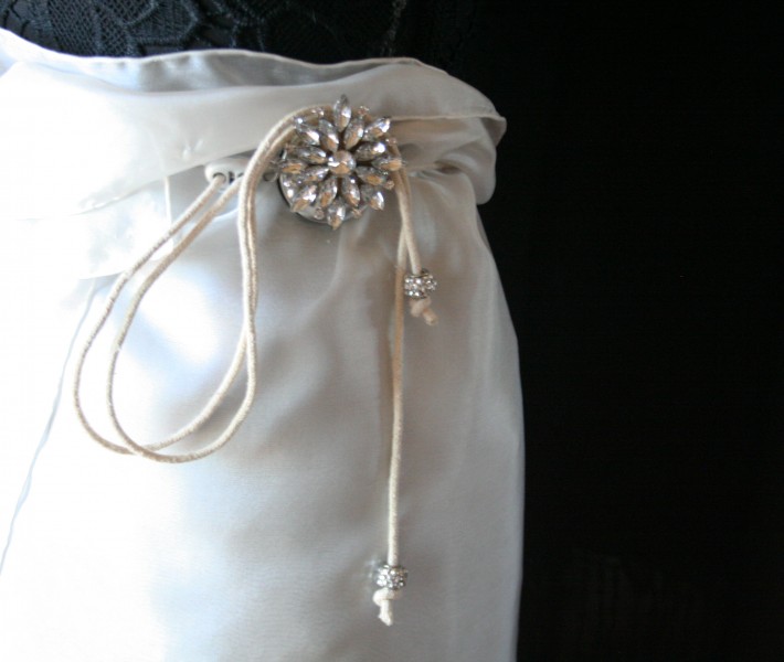 large-habotai-silk-wrap-magnipal-rope-magnipal-fashion-button-2