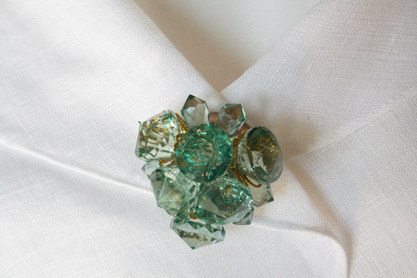 Button-Acrylic-Flower-Green-2-Inch