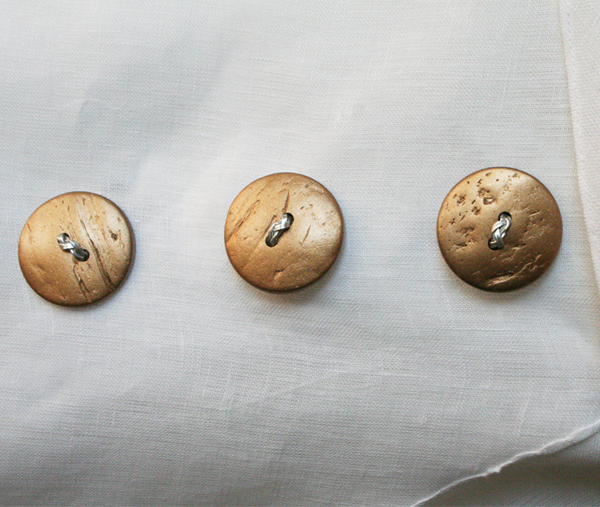 Button-Trio-Coconut-Gold1.5-inch