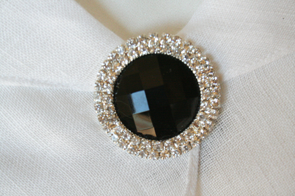 MagniPal-™-Button-Crystals-Black-Acrylic-2-inch