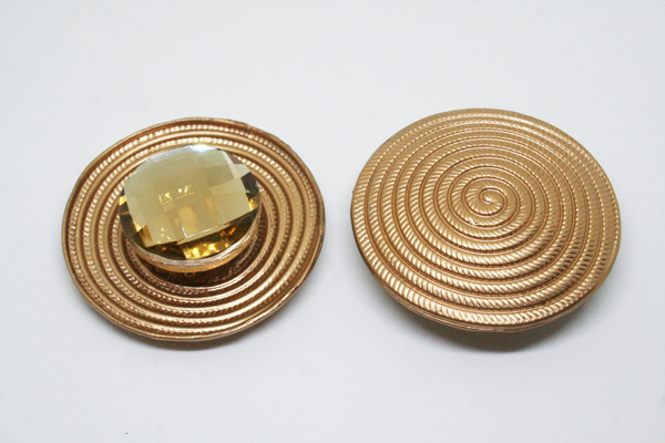 MagniPal-™-Luxe-Button-Gold