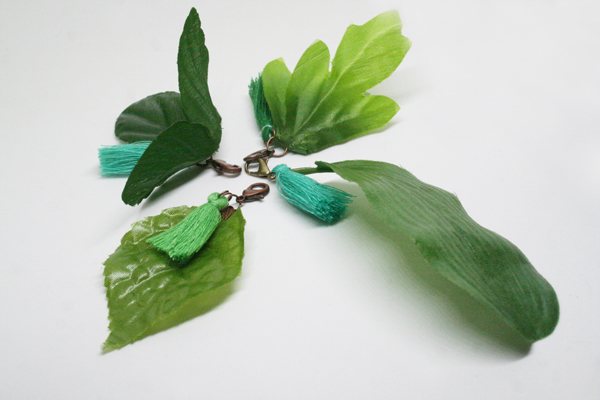 SWK-™-Pixie-Charms-Flowers-Green