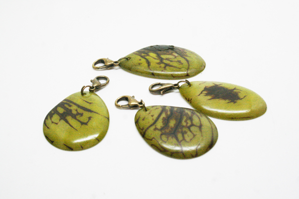 SWK-™-Pixie-Charms-Tagua-Avocado